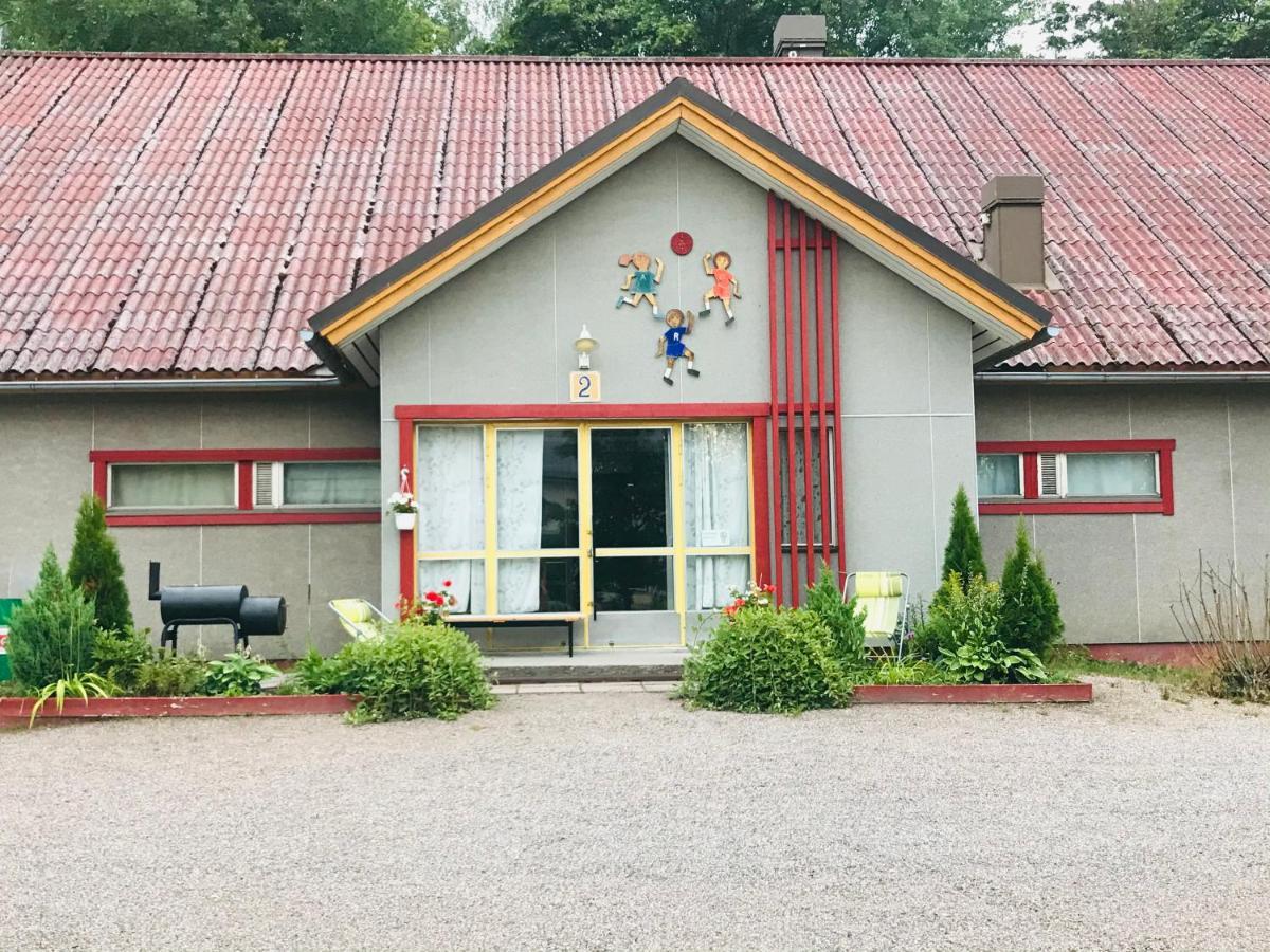 Koulumaeki Hostel Karkola Εξωτερικό φωτογραφία