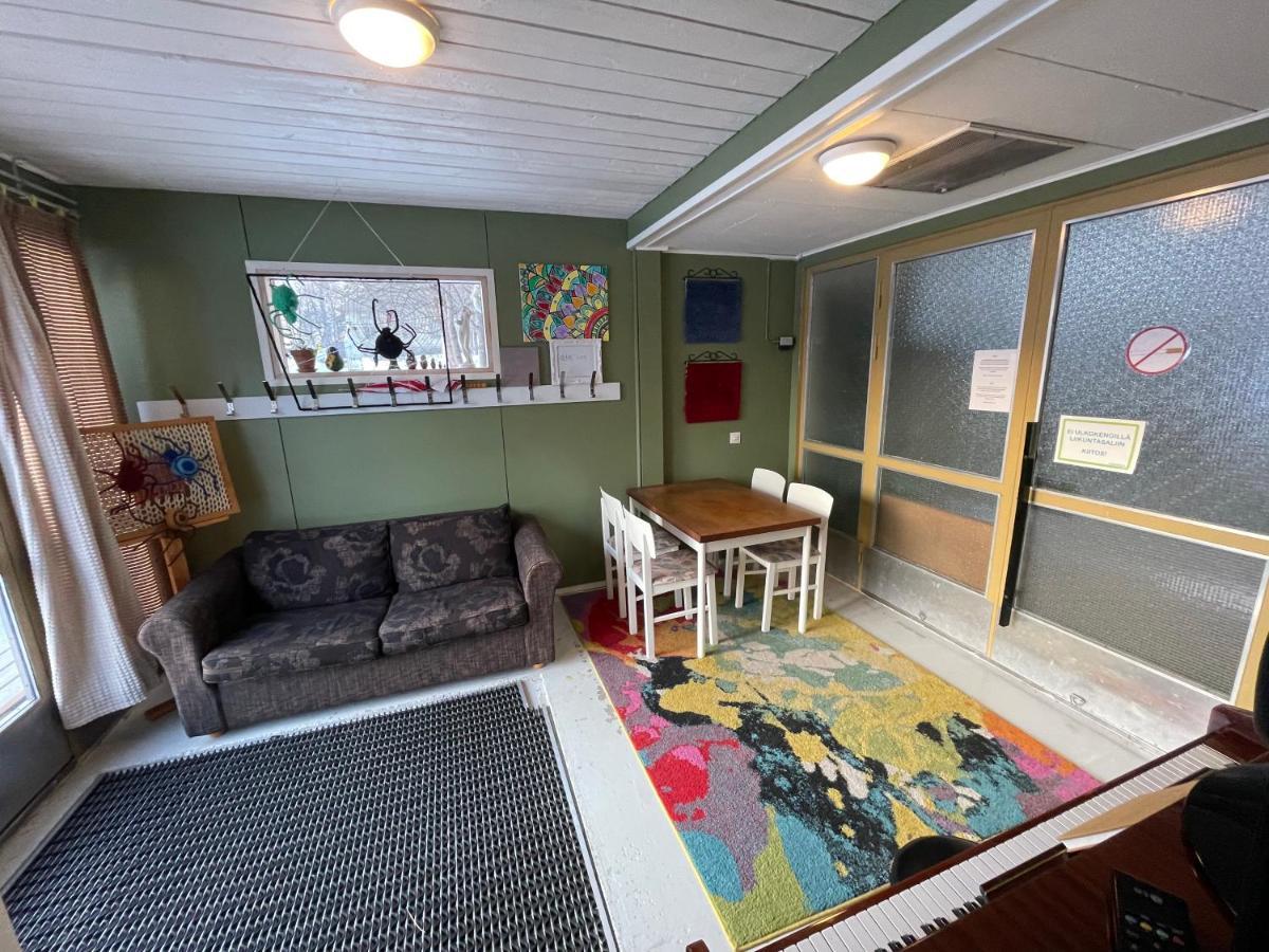 Koulumaeki Hostel Karkola Εξωτερικό φωτογραφία