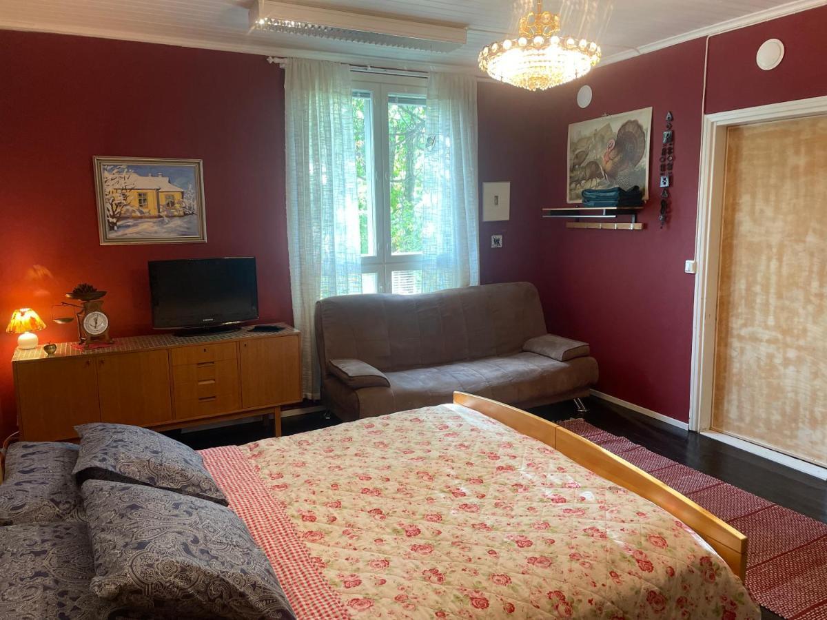 Koulumaeki Hostel Karkola Εξωτερικό φωτογραφία
