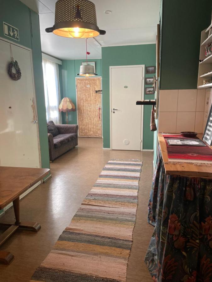 Koulumaeki Hostel Karkola Εξωτερικό φωτογραφία