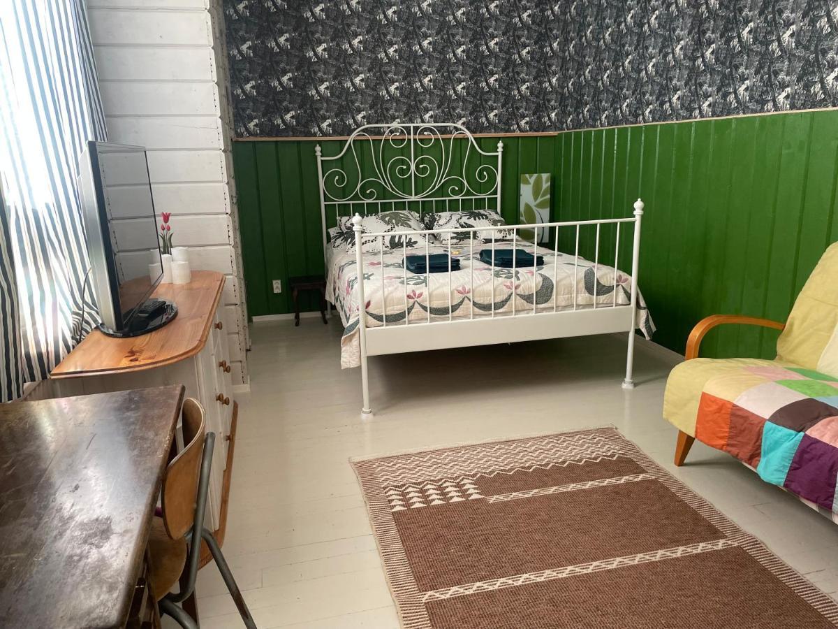Koulumaeki Hostel Karkola Εξωτερικό φωτογραφία